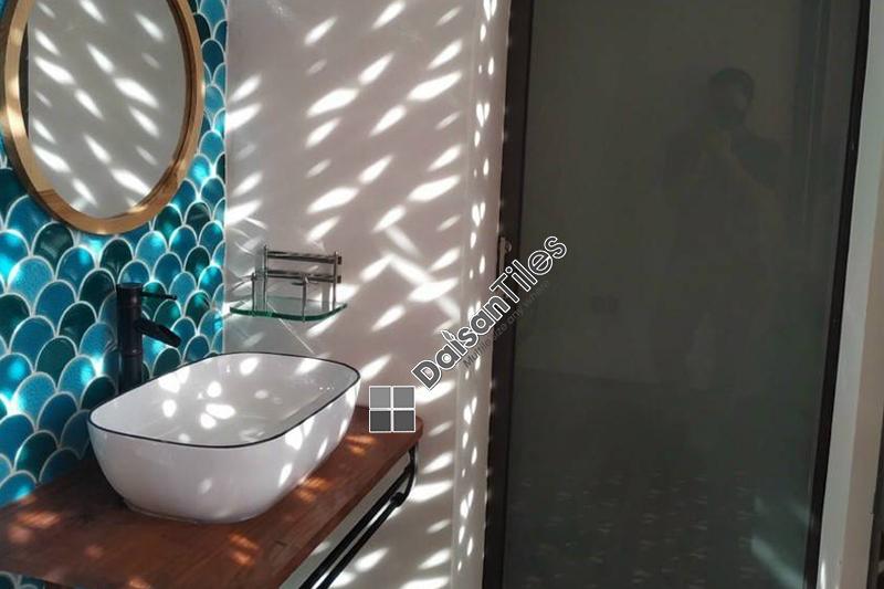 Gạch Mosaic vảy cá mix màu cao cấp