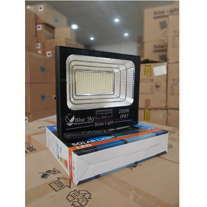 Đèn pha led năng lượng mặt trời 200W NP-200w