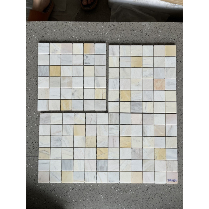 Đá mosaic vàng Nghệ An chíp vuông bóng 48x48mm 48PV002