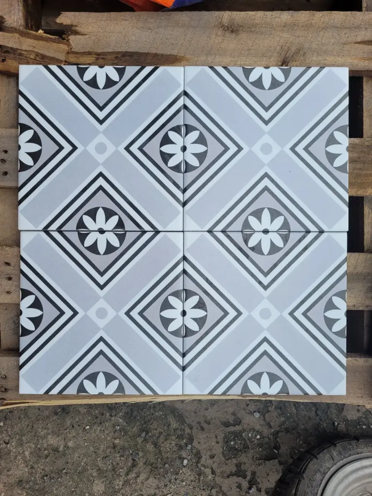Gạch bông TQ, KT 200x200 mm, Xương Porcelain mặt mờ mã DC217