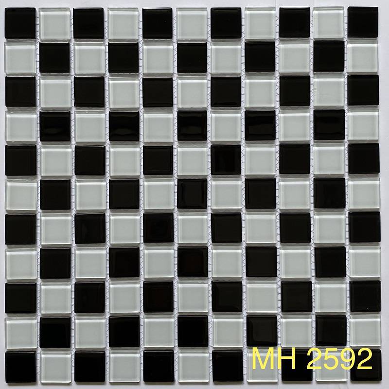 Gạch mosaic thủy tinh 25x25mm mix màu trắng đen MH 2592